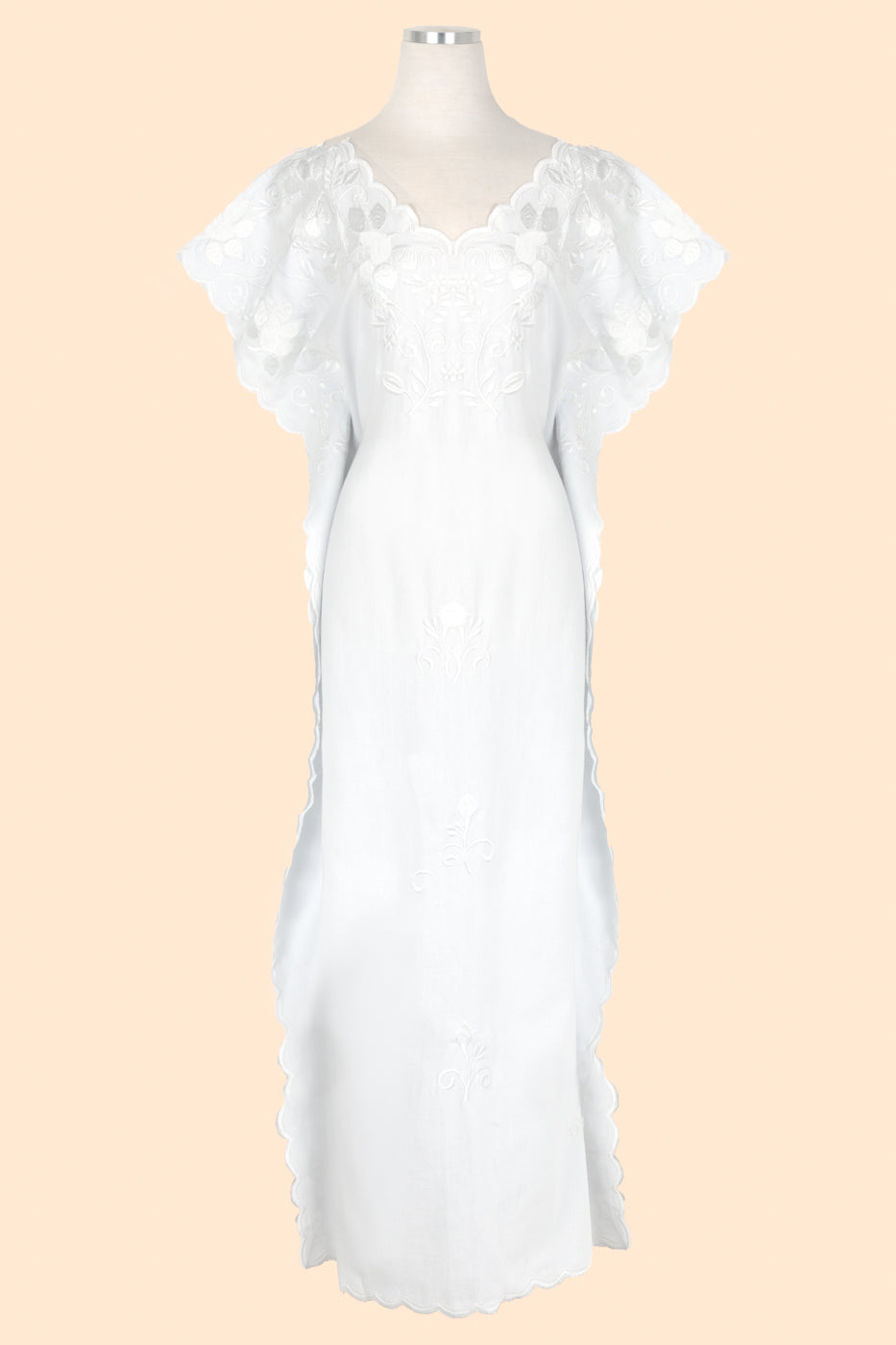 white caftan dress Bridal & Golden Tonal Takchita Made in Marrakech with heart o o o o o o o o o o o o o oo o o o o o o o Elegant kaftan for gifting Silk Croco Jacquard Boubou Caftan